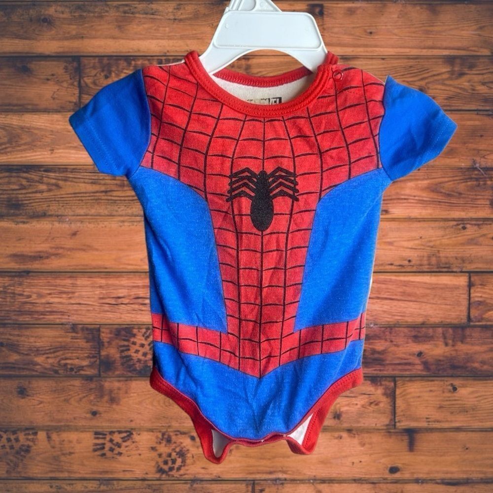 5‎ for $25🔥3-6 Months Marvel Spiderman Snap Bottom Shirt